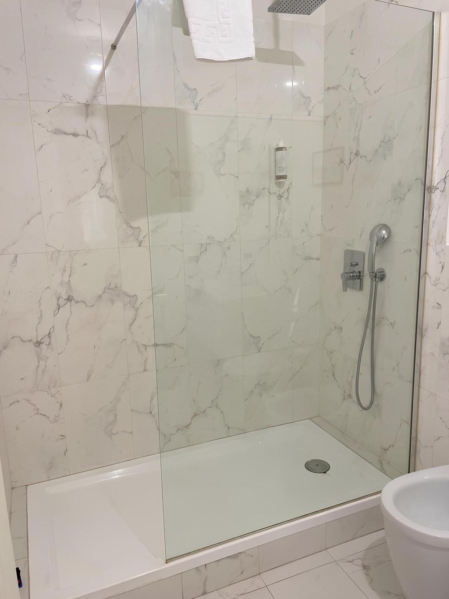 Ale Home Рим Екстериор снимка